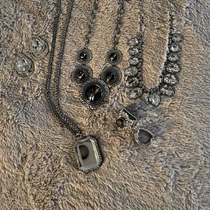 Silver Costume Jewelry Bundle. 7 Pieces. Never Worn.
